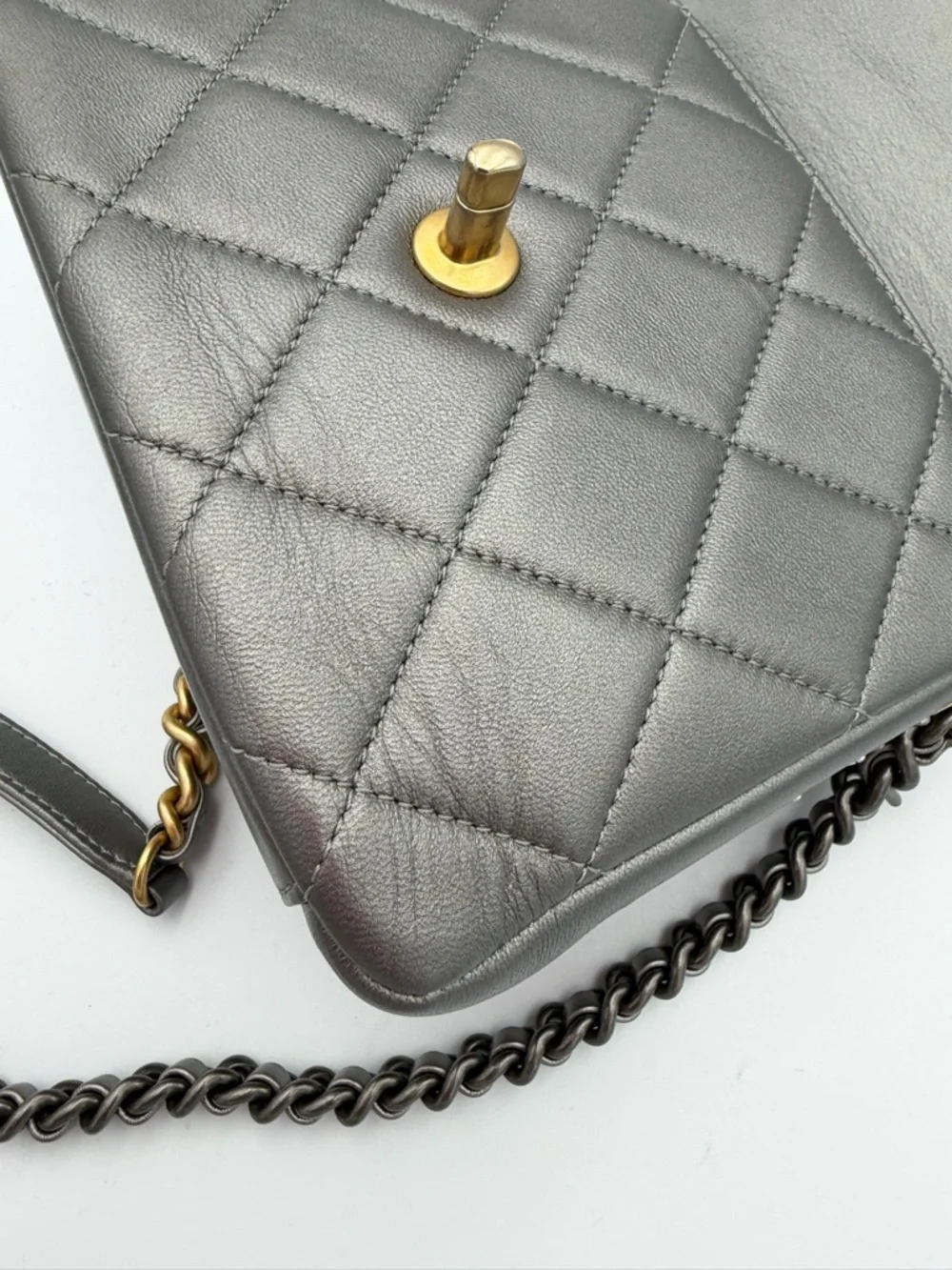50% Off Retail CHANEL Mini Side Note Flap  W/ Handle Gray Chip 21B (ks2290as)